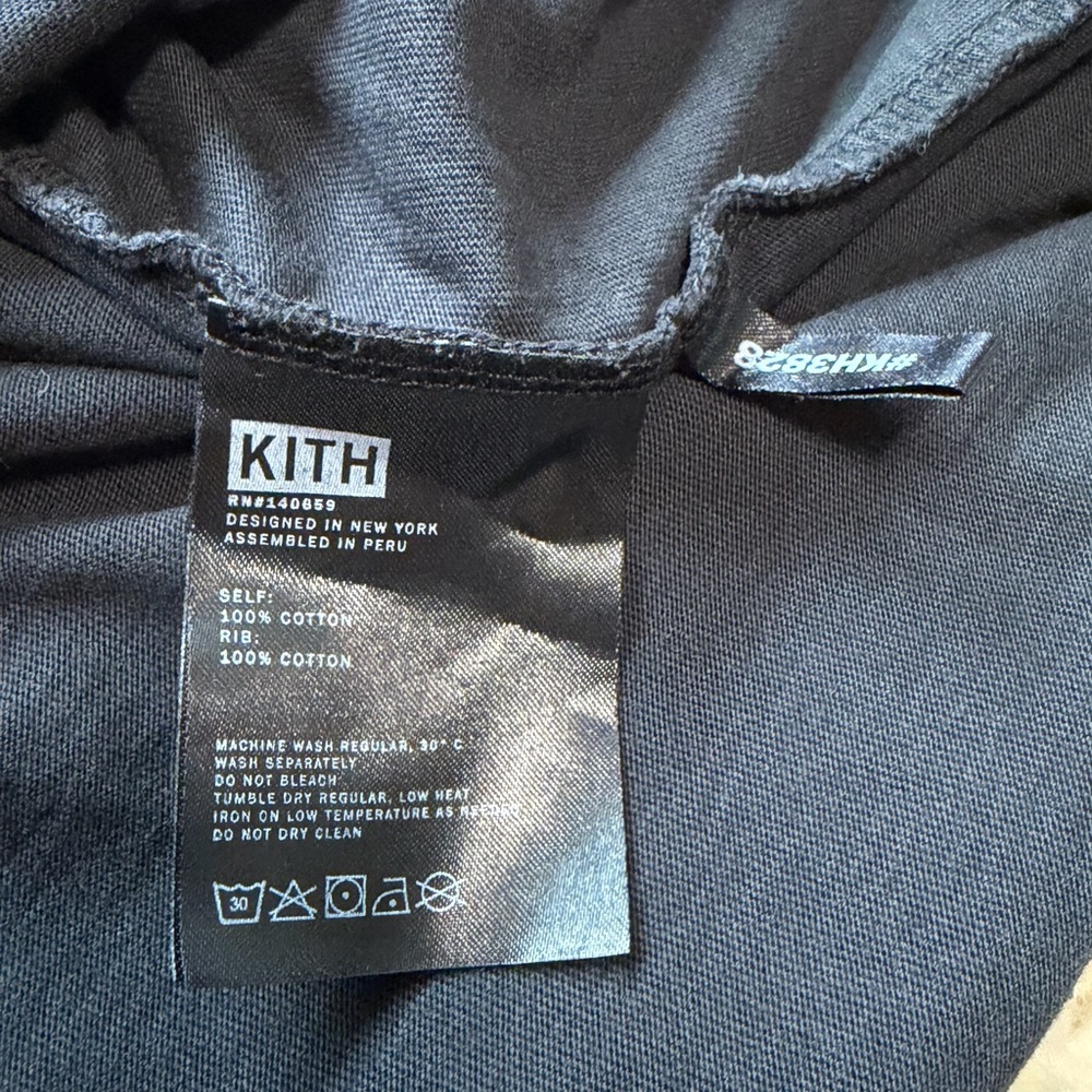 KITH Just Us Black Teeshirt - Size Medium - Picture 4 of 5